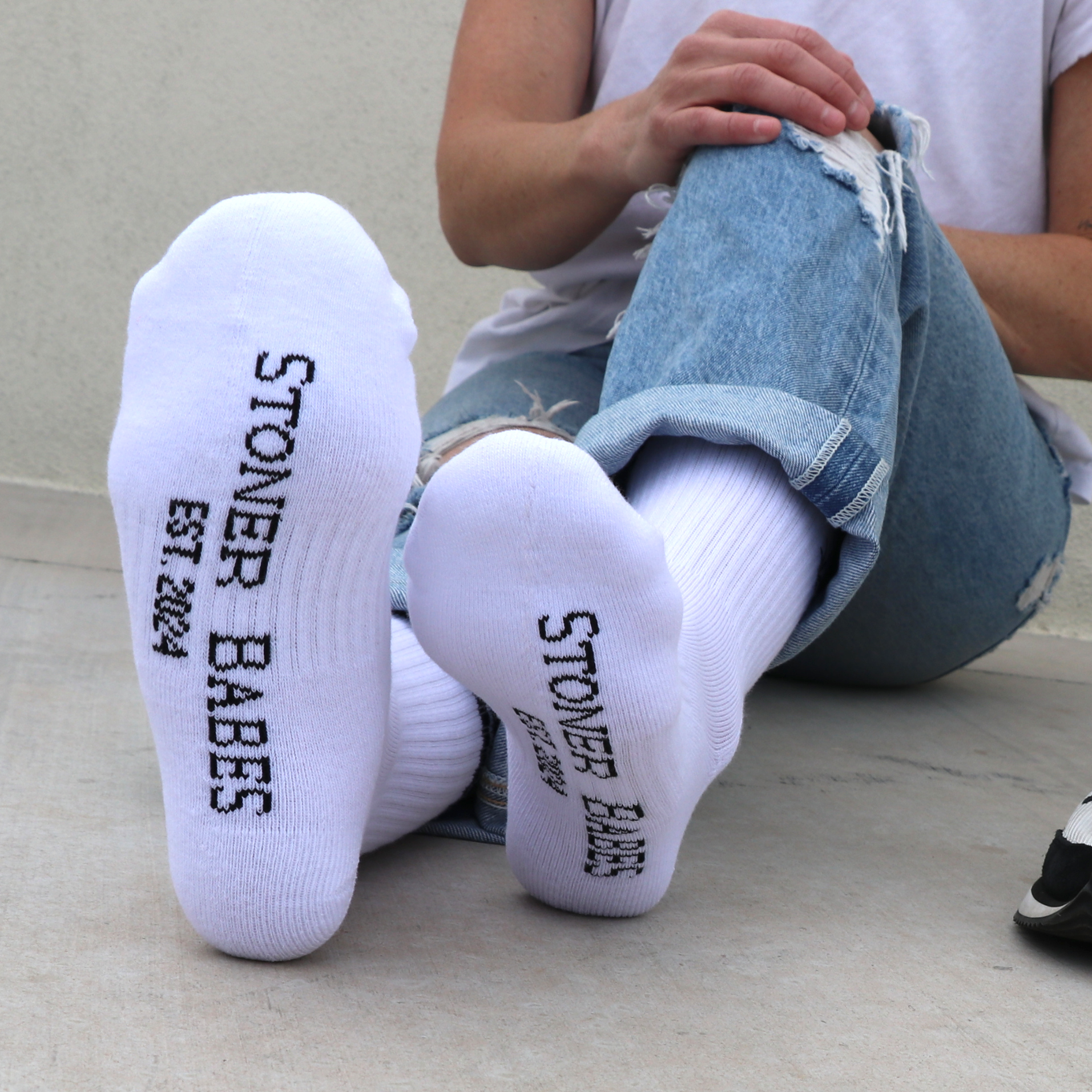 Stoner Babes Embroidered Socks – Combed Cotton Comfort - Image 2